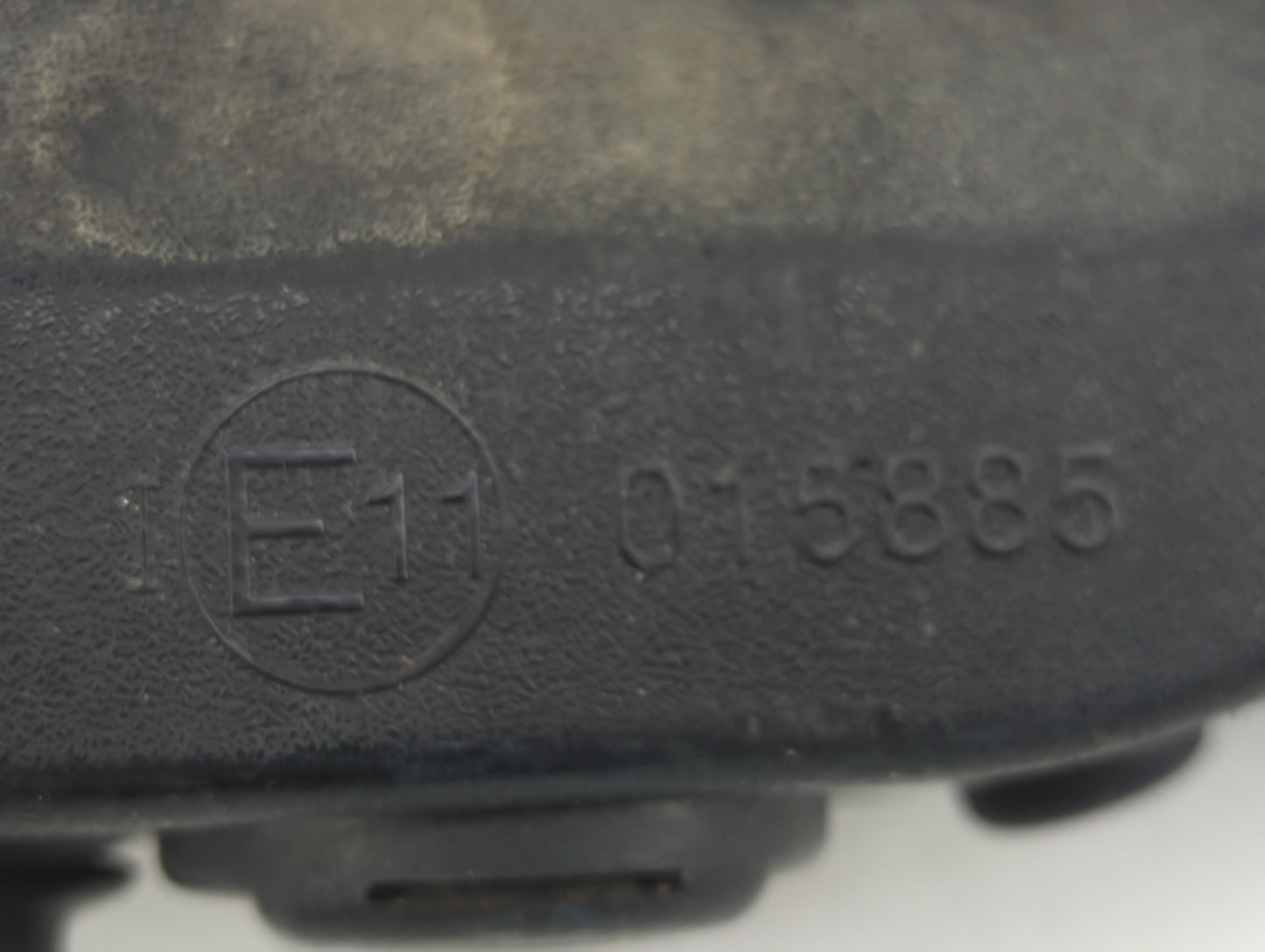 2006-2009 Pontiac Solstice Interior Rear View Mirror Replacement OEM P/N:E11015885 Fits OEM Used Auto Parts - Oemusedautopar
