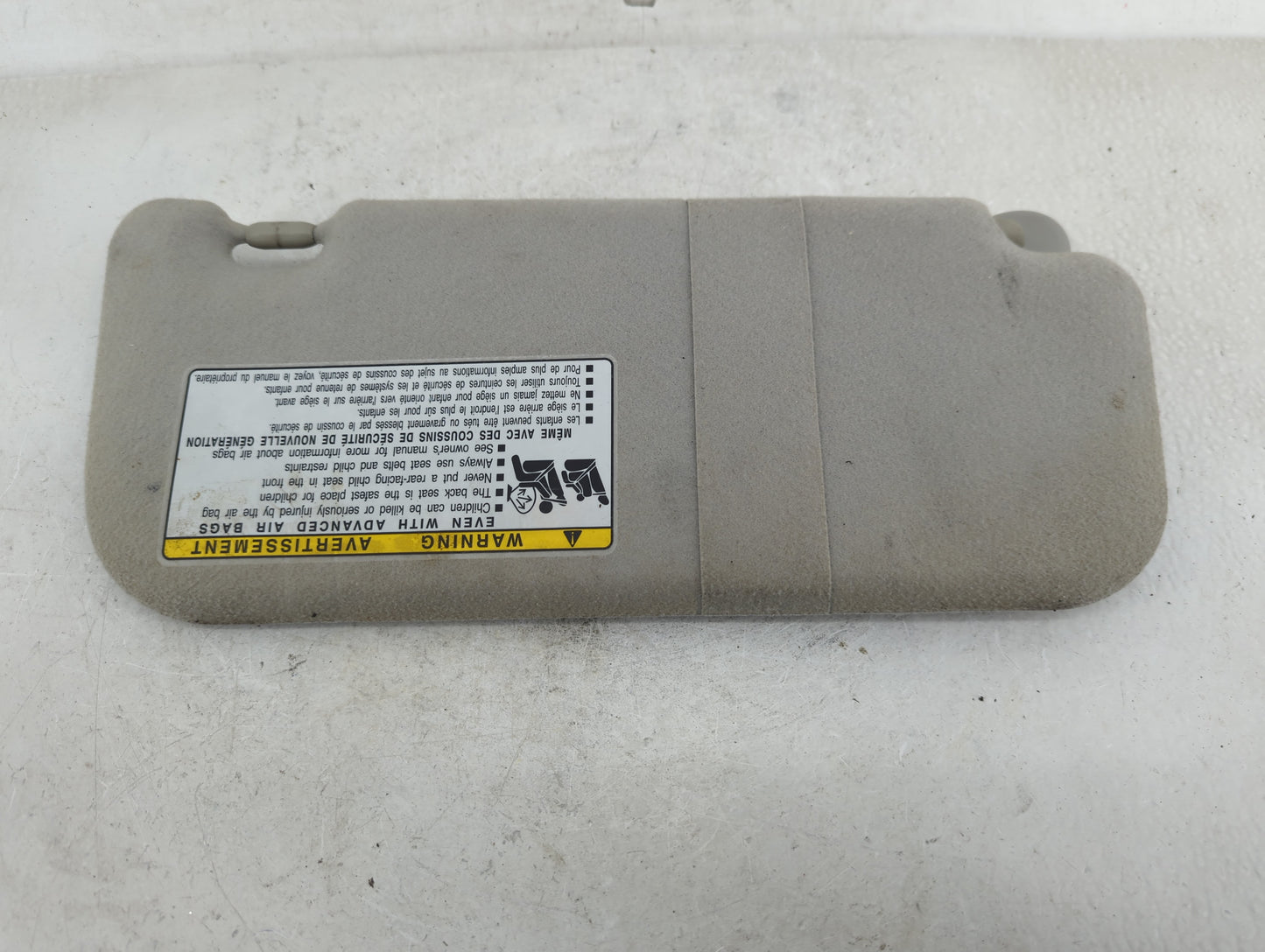 2009-2010 Pontiac Vibe Sun Visor Shade Replacement Driver Left Mirror Fits Fits 2009 2010 OEM Used Auto Parts - Oemusedautop
