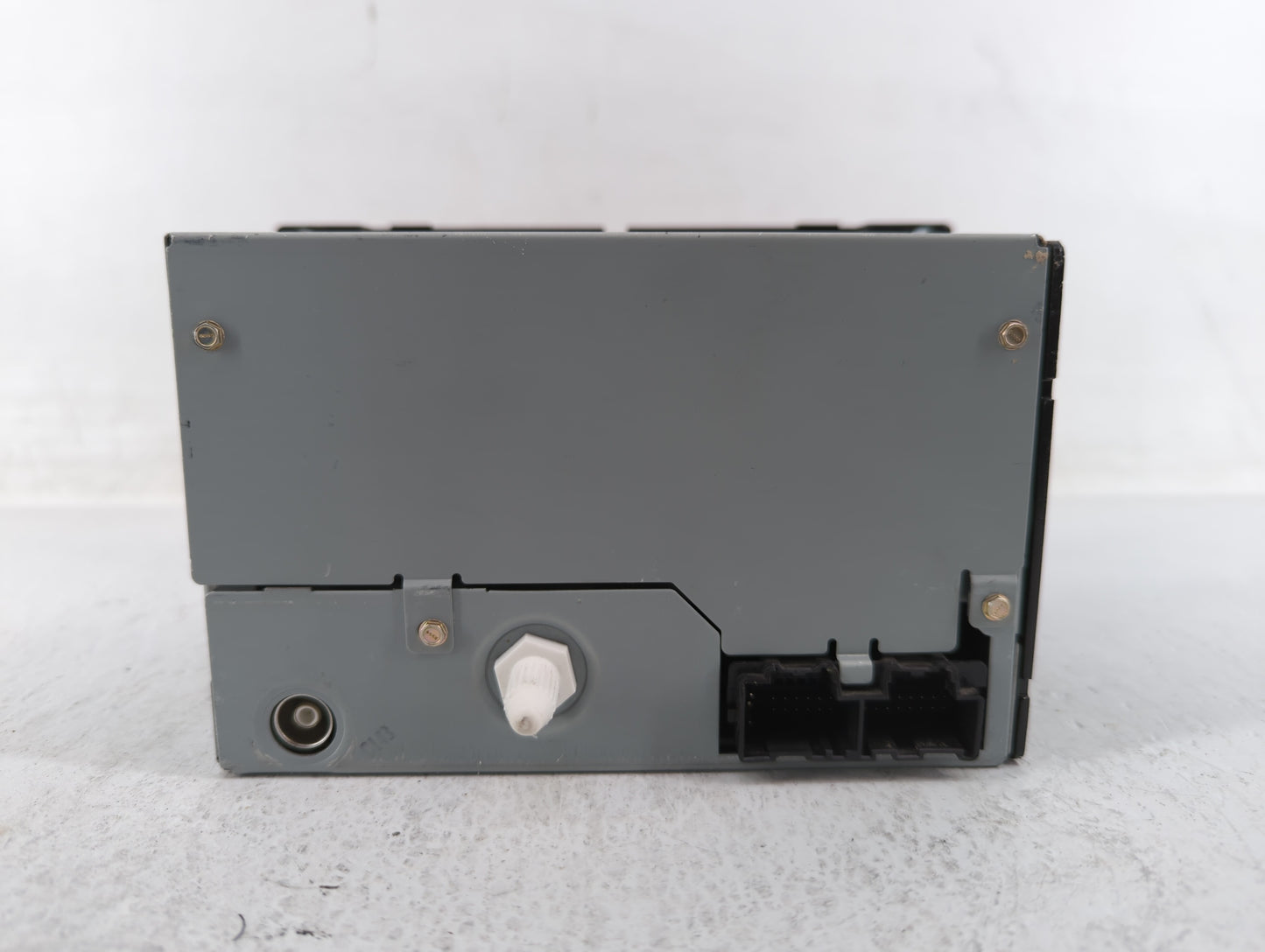 2009 Saturn Aura Radio AM FM Cd Player Receiver Replacement P/N:15948188 25833954 Fits OEM Used Auto Parts - Oemusedautopart