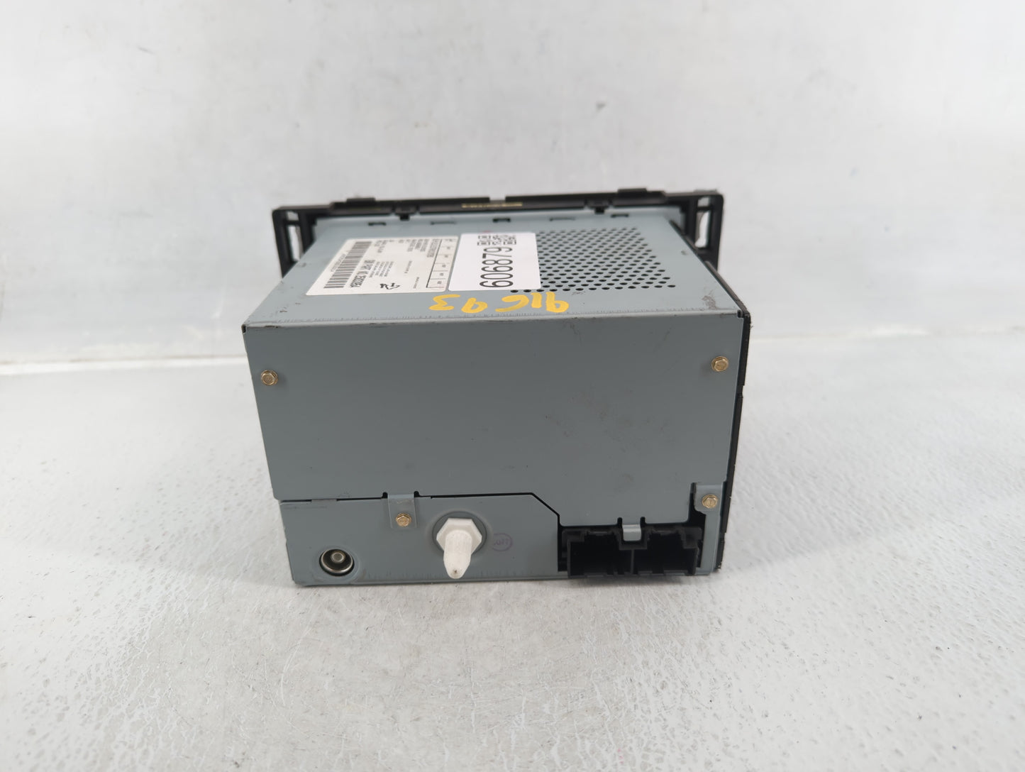 2009-2009 Saturn Aura Am Fm Cd Player Radio Receiver - Oemusedautoparts1.com