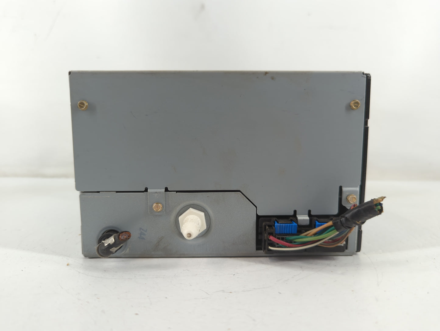 2009-2009 Saturn Aura Am Fm Cd Player Radio Receiver - Oemusedautoparts1.com