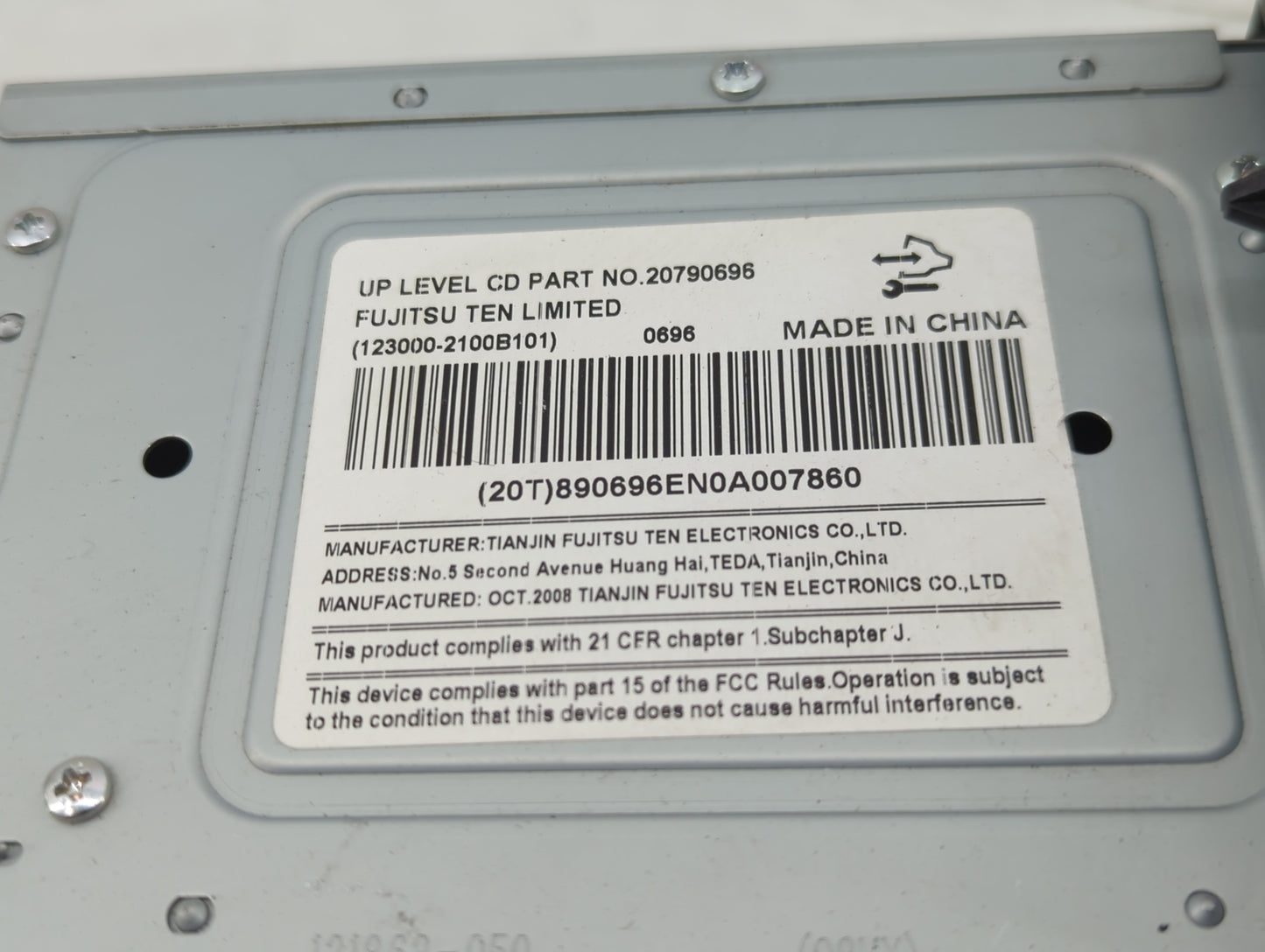 2009 Saturn Vue Radio AM FM Cd Player Receiver Replacement P/N:20790696 Fits OEM Used Auto Parts - Oemusedautoparts1.com
