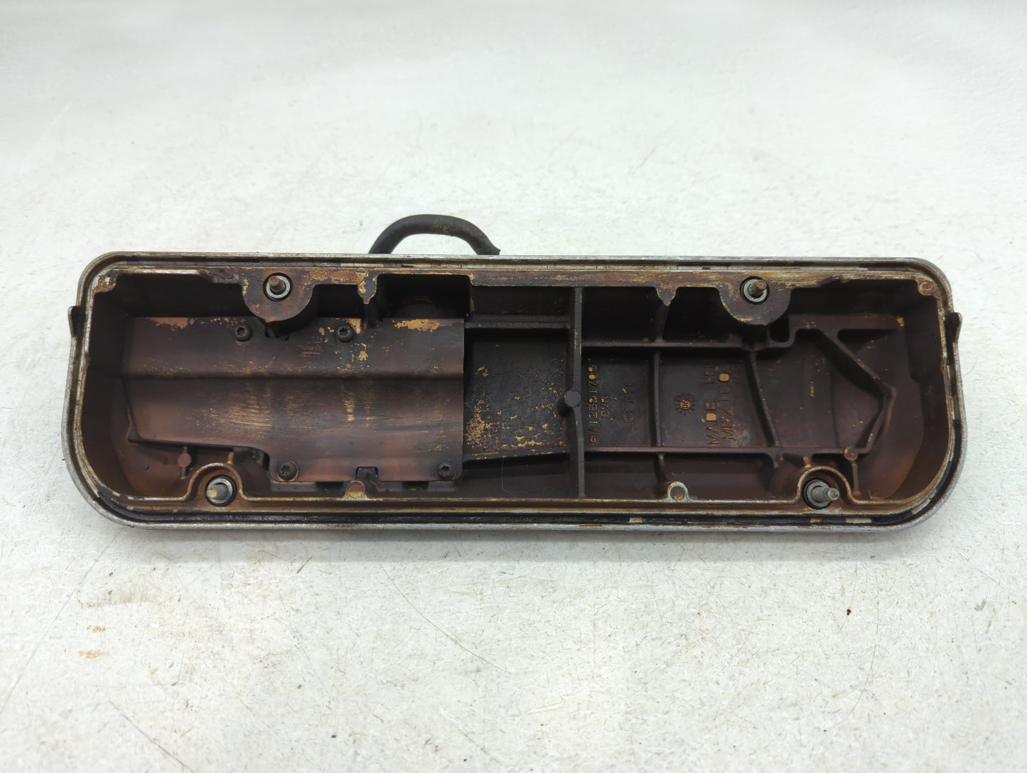 2009 Saturn Vue Driver Left Cylinder Head Valve Cover P/N:12591709 Fits OEM Used Auto Parts - Oemusedautoparts1.com
