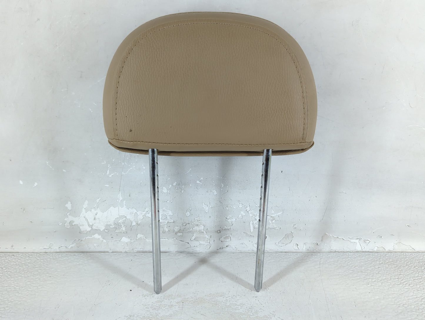 2009 Saturn Vue Headrest Head Rest Front Driver Passenger Seat Fits OEM Used Auto Parts - Oemusedautoparts1.com