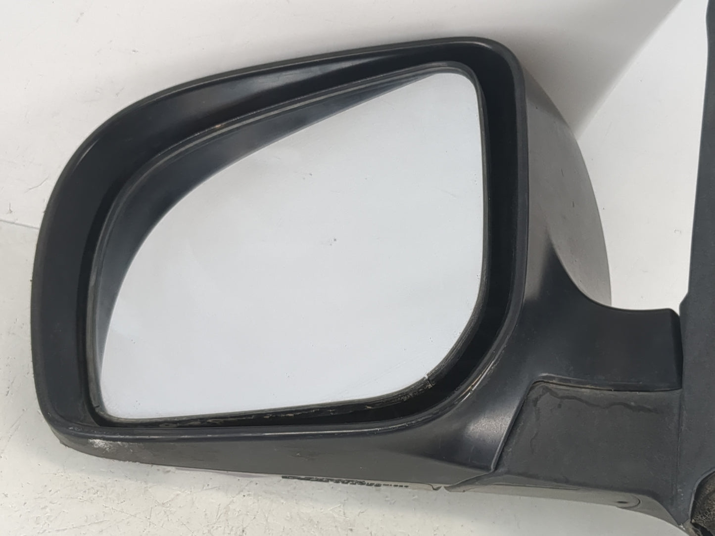 2009 Subaru Forester Driver Side View Mirror - Left Door Mirror OEM Used - Oemusedautoparts1.com