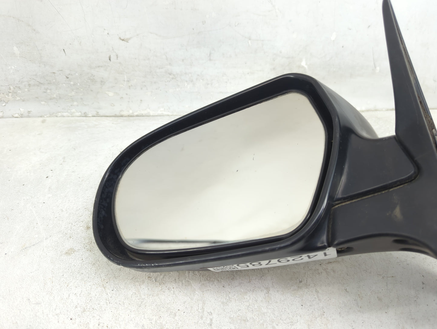 2005-2009 Subaru Legacy Driver Side View Mirror - Left Door Mirror OEM Used - Oemusedautoparts1.com