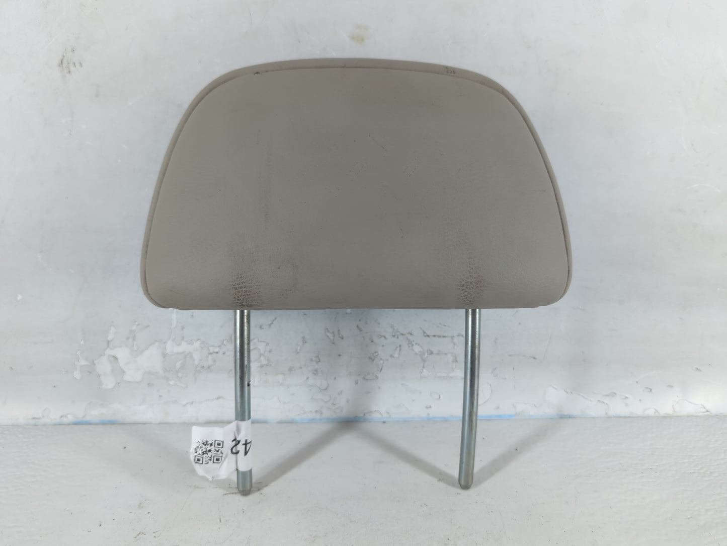 2006-2009 Subaru Legacy Headrest Head Rest Front Driver Passenger Seat Fits Fits 2006 2007 2008 2009 OEM Used Auto Parts - O