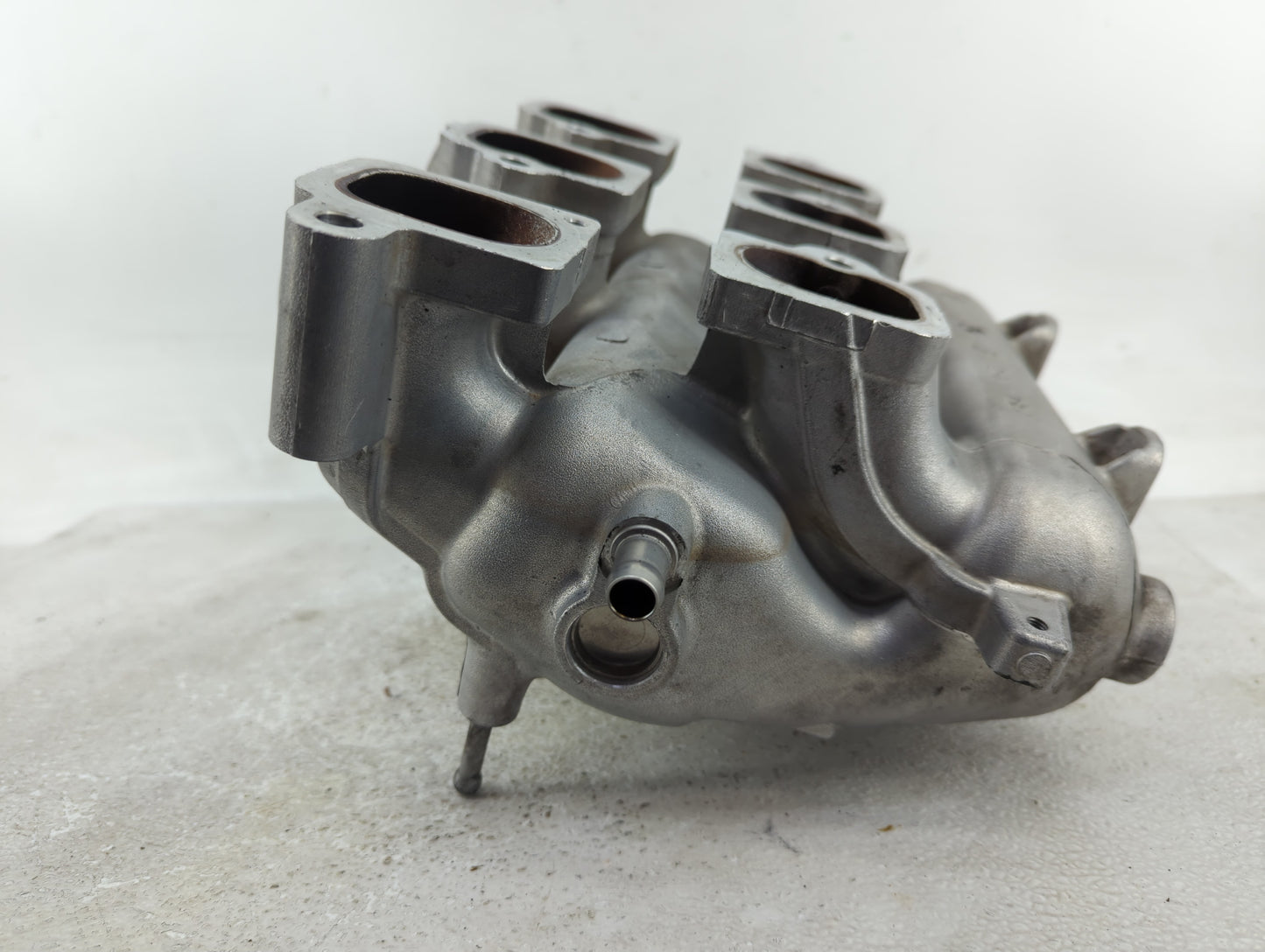 2009 Suzuki Vitara Air Intake Manifold P/N:10BDC-103252500 Fits Fits 2007 2008 OEM Used Auto Parts - Oemusedautoparts1.com