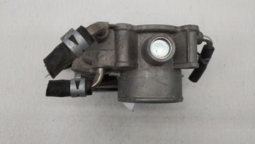 2007-2011 Toyota Camry Throttle Body P/N:22030-28071 22030-28070 Fits Fits 2006 2007 2008 2009 2010 2011 2012 2013 2014 2015 OEM Used Auto Parts