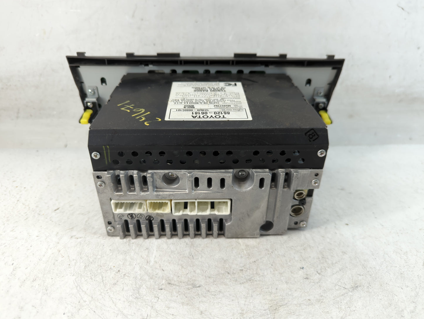 2007-2009 Toyota Camry Radio AM FM Cd Player Receiver Replacement P/N:86120-06181 Fits Fits 2007 2008 2009 OEM Used Auto Par