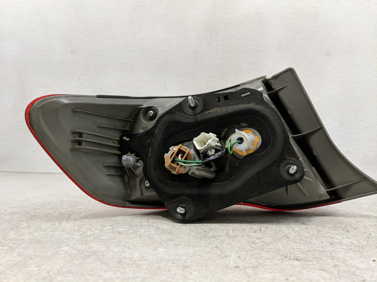 2009-2010 Toyota Corolla Tail Light Assembly Passenger Right OEM Fits Fits 2009 2010 OEM Used Auto Parts - Oemusedautoparts1