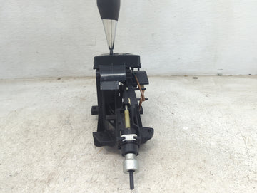 2009 Toyota Corolla Floor Console Assembly Shifter