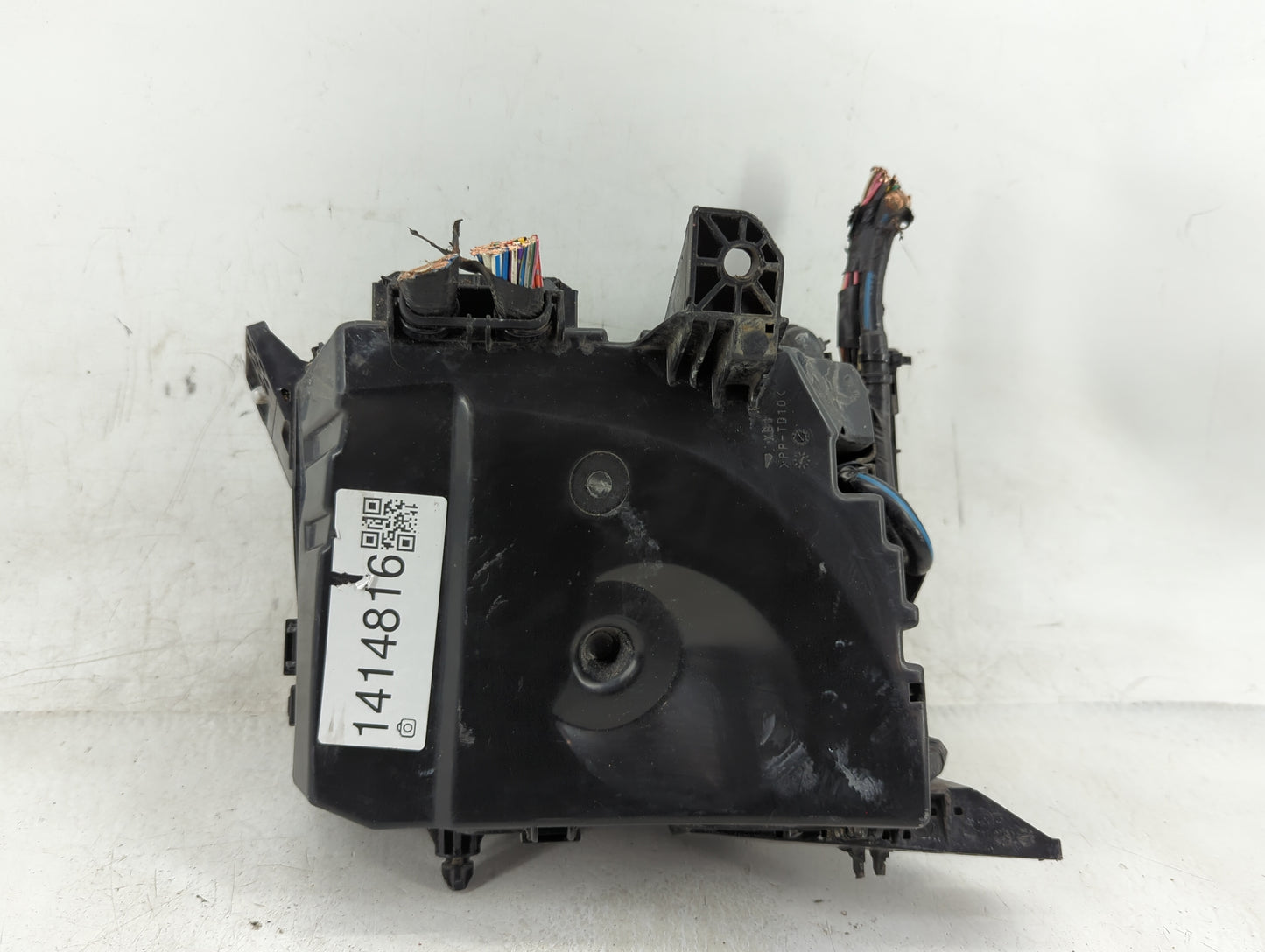 2009-2014 Toyota Matrix Fusebox Fuse Box Panel Relay Module P/N:82662-02270 Fits Fits 2009 2010 2011 2012 2013 2014 OEM Used