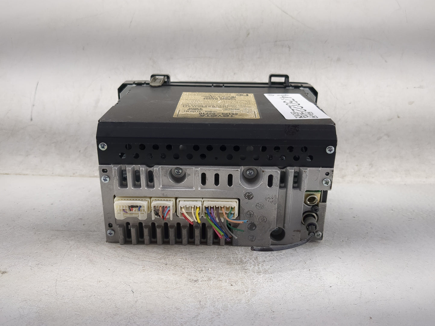 2009-2010 Toyota Matrix Radio AM FM Cd Player Receiver Replacement P/N:86120-02710 123000-0110D101 Fits Fits 2009 2010 OEM U