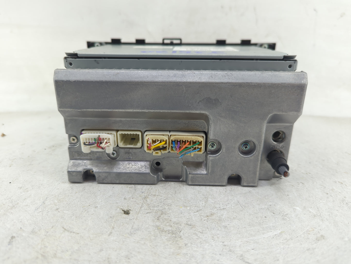 2006-2009 Toyota Prius Radio AM FM Cd Player Receiver Replacement P/N:86120-47200 Fits Fits 2006 2007 2008 2009 OEM Used Aut