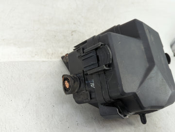 2004-2009 Toyota Prius Fusebox Fuse Box Panel Relay Module Fits Fits 2004 2005 2006 2007 2008 2009 OEM Used Auto Parts