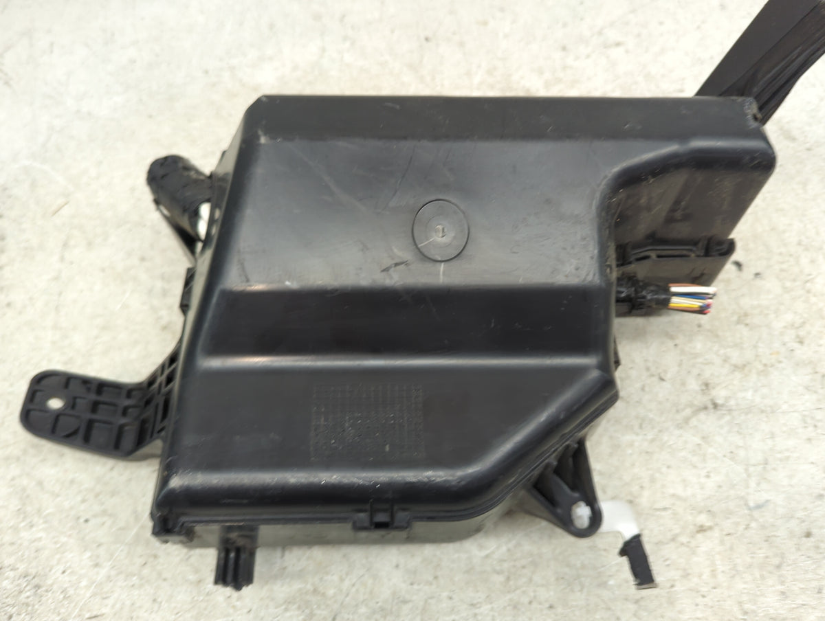 2004-2009 Toyota Prius Fusebox Fuse Box Panel Relay Module Fits Fits 2004 2005 2006 2007 2008 2009 OEM Used Auto Parts - Oem