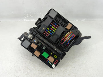 2008-2010 Toyota Sienna Fusebox Fuse Box Panel Relay Module P/N:91951-C2850 Fits Fits 2008 2009 2010 OEM Used Auto Parts