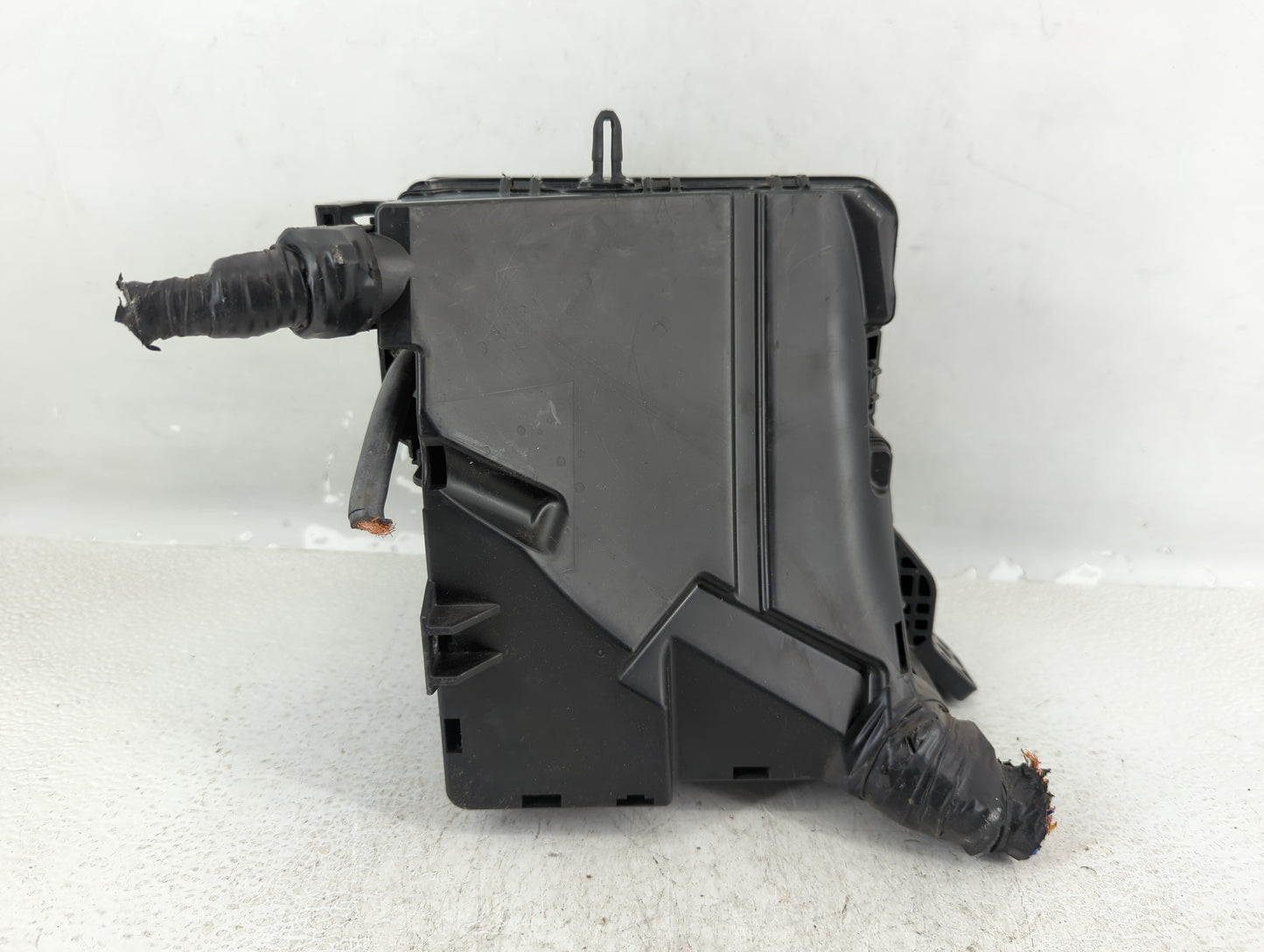 2008-2010 Toyota Sienna Fusebox Fuse Box Panel Relay Module P/N:91951-C2850 Fits Fits 2008 2009 2010 OEM Used Auto Parts - O