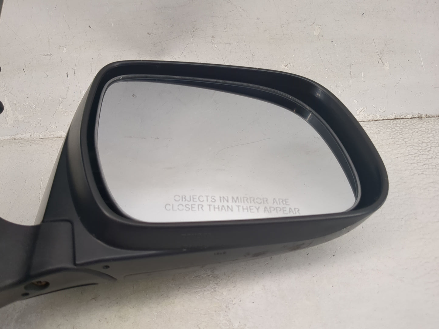 2005-2011 Toyota Tacoma Passenger Side View Mirror - Right Door Mirror OEM Used - Oemusedautoparts1.com