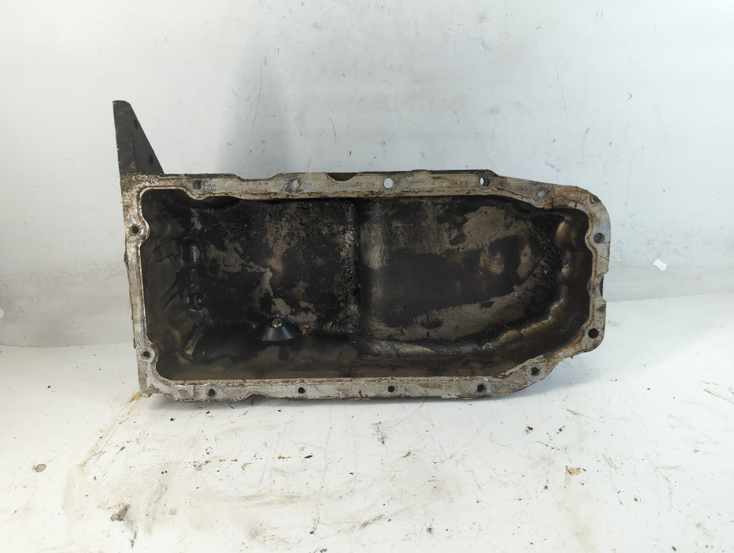 2005-2022 Toyota Tacoma Engine Oil Pan P/N:92065755 Fits OEM Used Auto Parts - Oemusedautoparts1.com