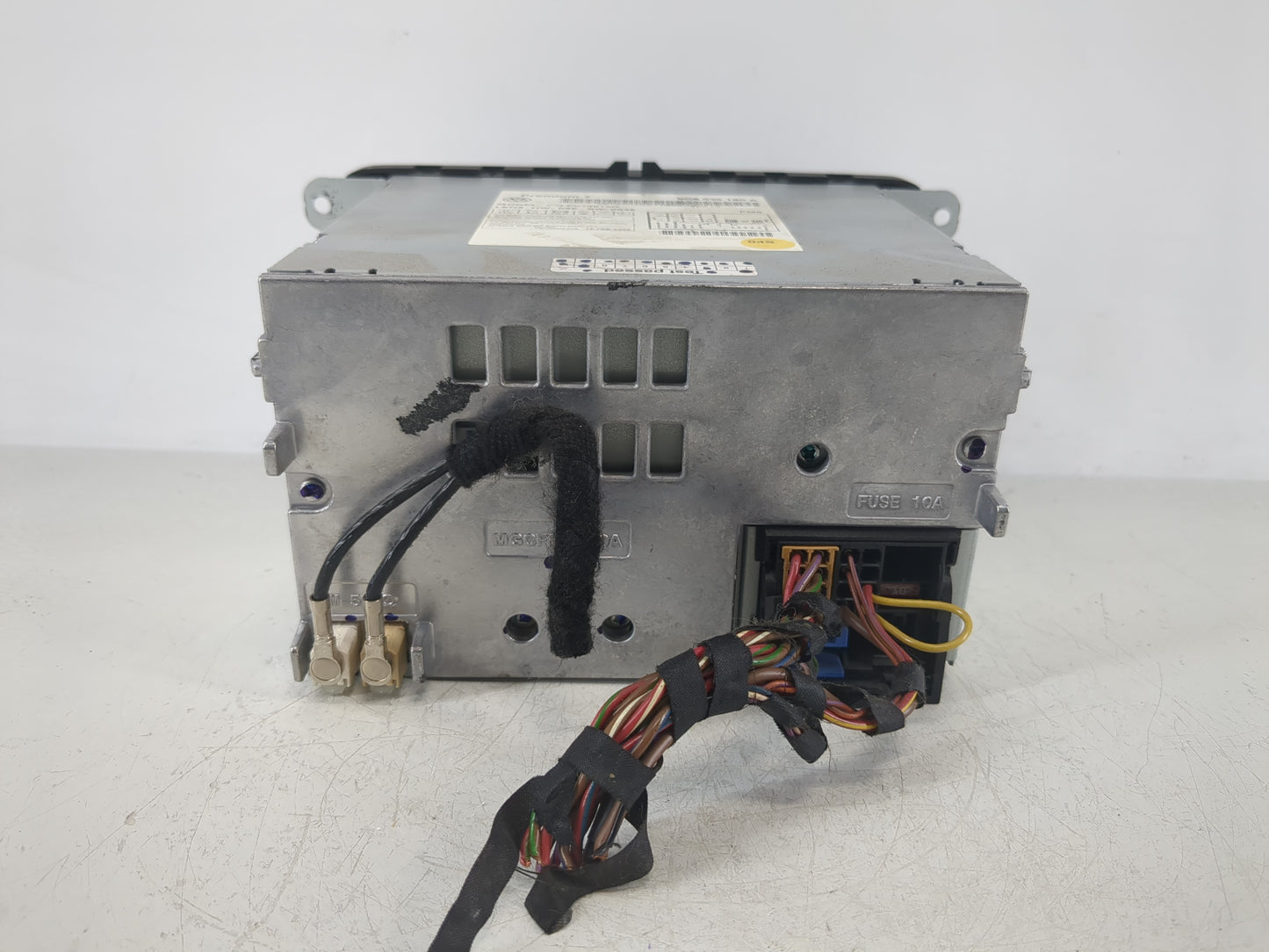 2009-2013 Volkswagen Cc Radio AM FM Cd Player Receiver Replacement P/N:3C8 035 180 A Fits OEM Used Auto Parts - Oemusedautop