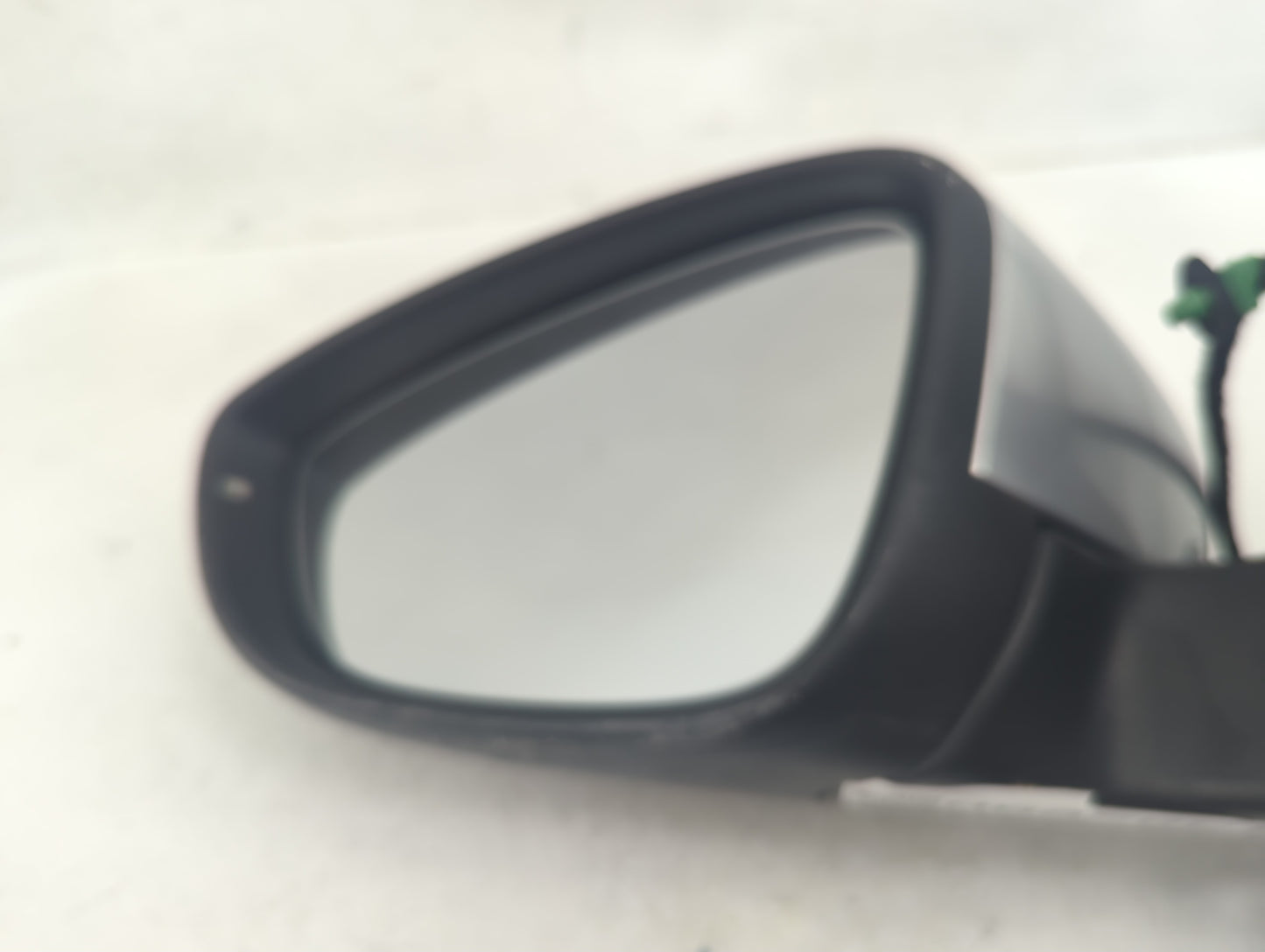 2009-2012 Volkswagen Cc Driver Side View Mirror - Left Door Mirror OEM Used - Oemusedautoparts1.com