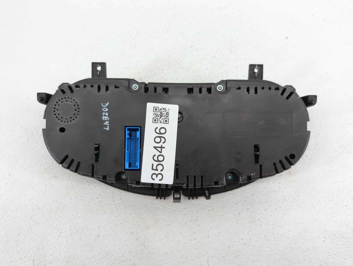 2009-2010 Volkswagen Cc Instrument Cluster Speedometer Gauges P/N:3C8 920 970J 3C8 920 970T, 3C8920970T Fits Fits 2009 2010