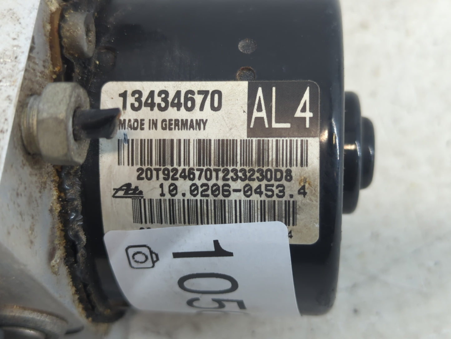 2009 Volkswagen Eos ABS Pump Control Module Replacement P/N:13434670 Fits Fits 2010 2011 OEM Used Auto Parts - Oemusedautopa
