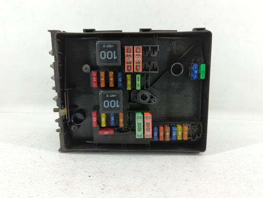 2009 Volkswagen Gli Fusebox Fuse Box Panel Relay Module P/N:1718128 Fits Fits 2007 2008 2010 2011 2012 2013 2014 2015 2016 OEM Used Auto Parts