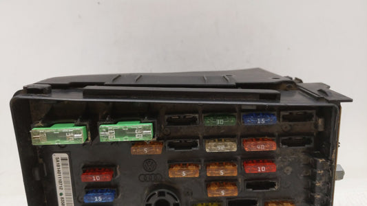 2008-2010 Volkswagen Passat Fusebox Fuse Box Panel Relay Module P/N:5X014435110414 6358-0602 Fits OEM Used Auto Parts