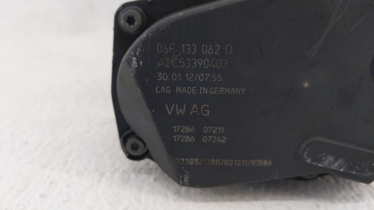 2006-2010 Volkswagen Passat Throttle Body P/N:E8-2103-0-09305-00485 06F 133 062 E Fits OEM Used Auto Parts - Oemusedautopart