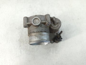 2006-2010 Volkswagen Passat Throttle Body P/N:06F 133 062 G Fits OEM Used Auto Parts