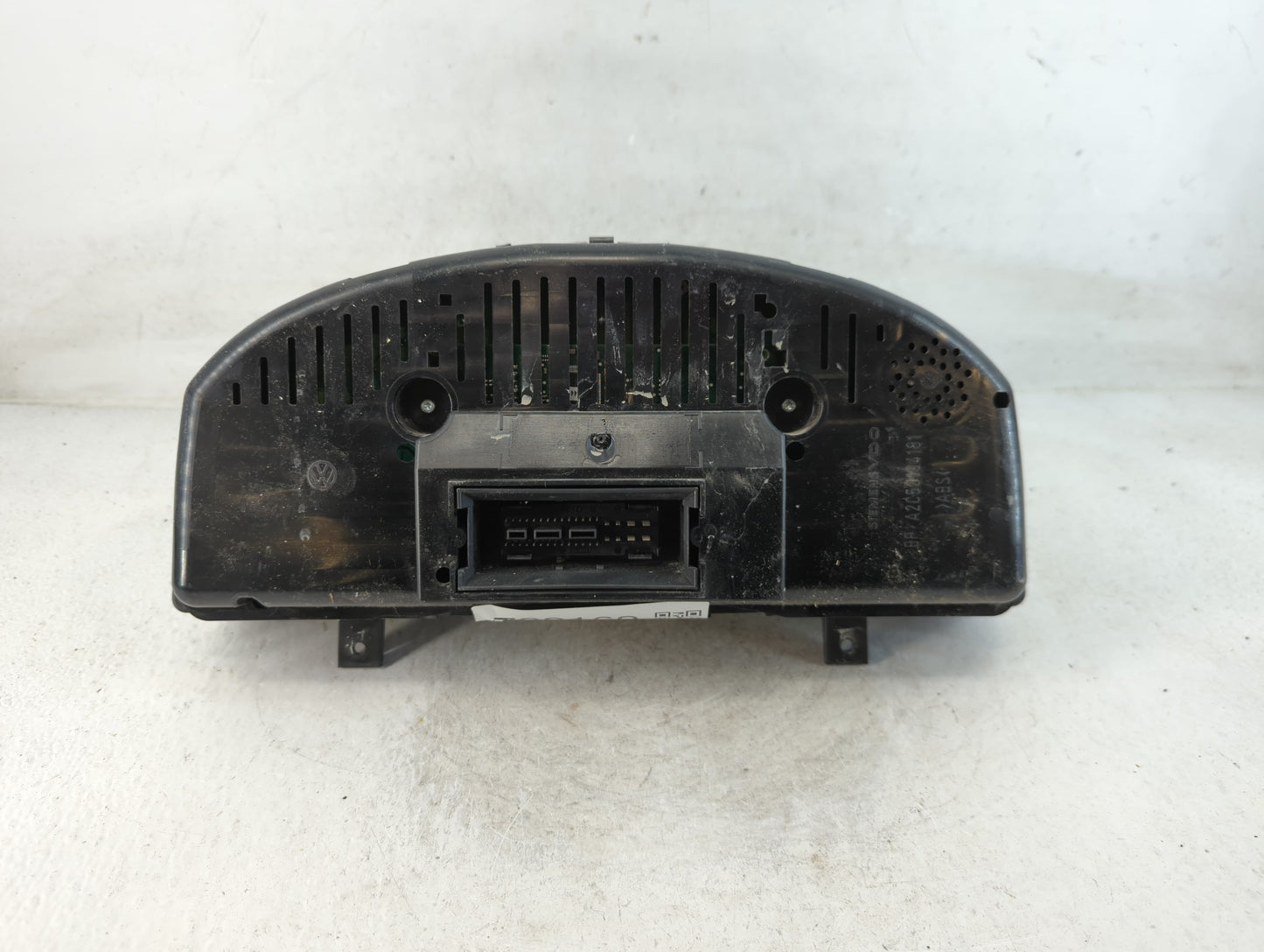 2009 Volkswagen Passat Instrument Cluster Speedometer Gauges P/N:3C0920 972A Fits OEM Used Auto Parts - Oemusedautoparts1.co