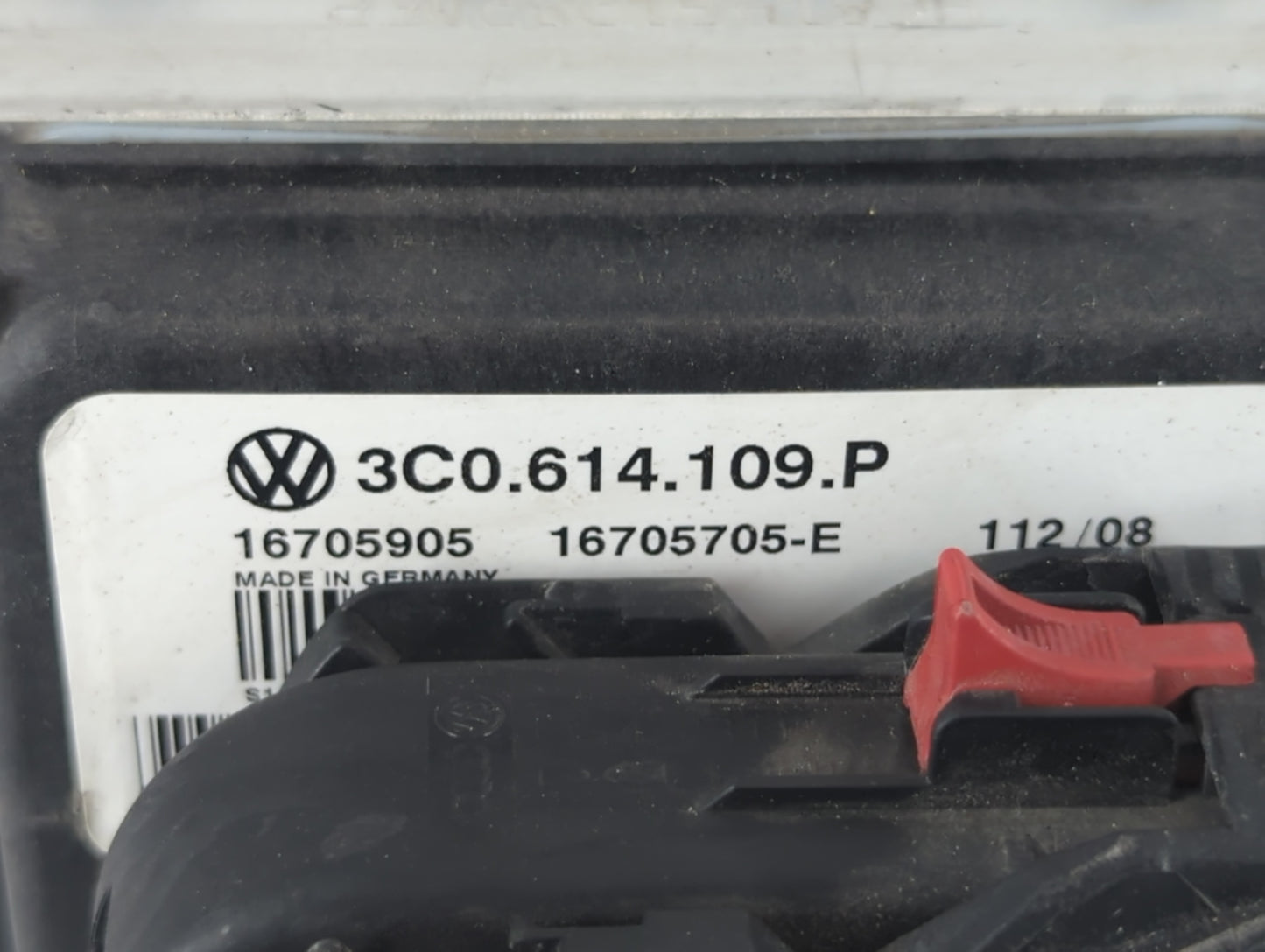 2009-2010 Volkswagen Passat ABS Pump Control Module Replacement P/N:16705905 3C0.614.109.P Fits Fits 2009 2010 OEM Used Auto