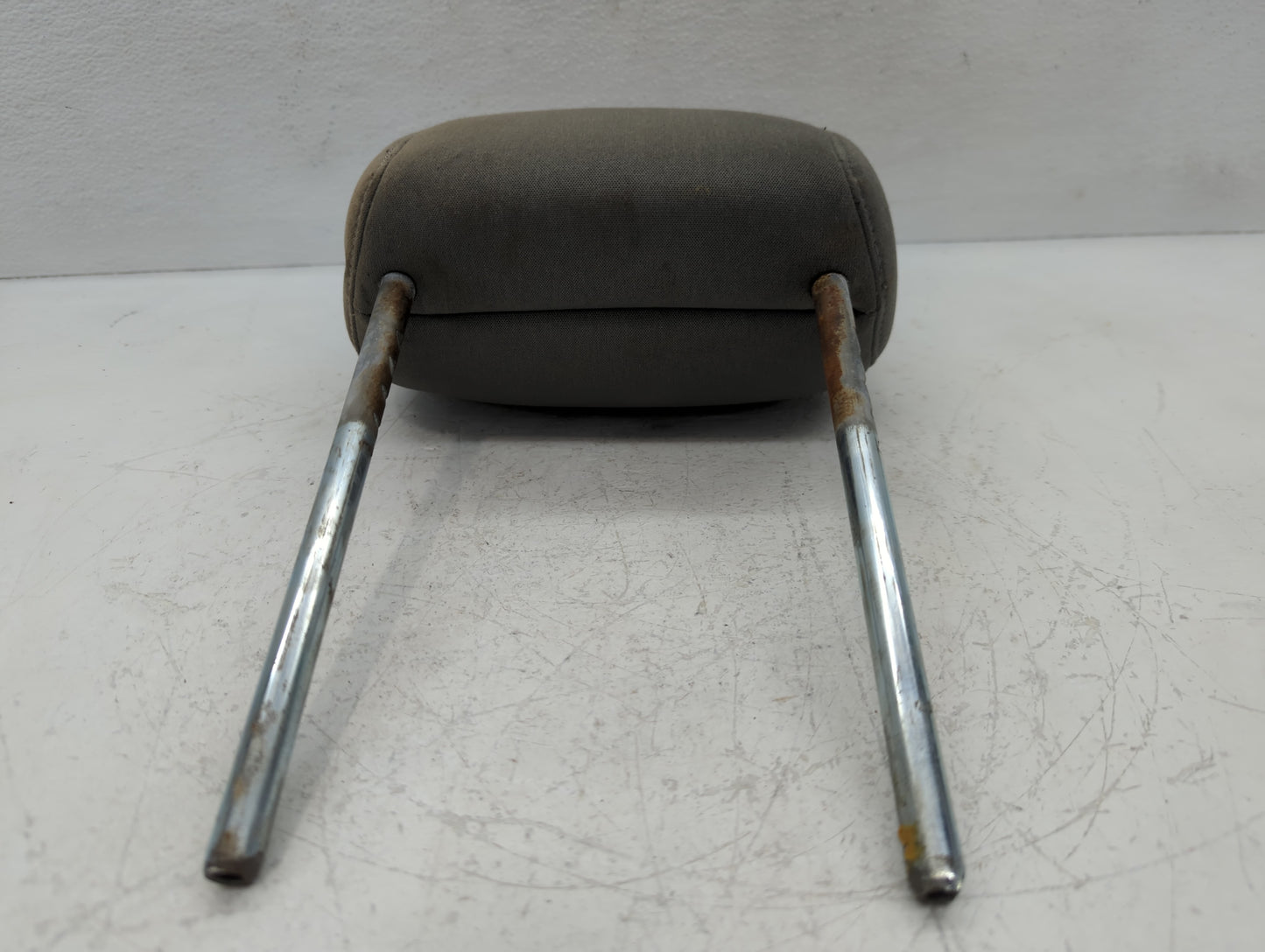 2009 Volkswagen Routan Headrest Head Rest Front Driver Passenger Seat Fits OEM Used Auto Parts - Oemusedautoparts1.com