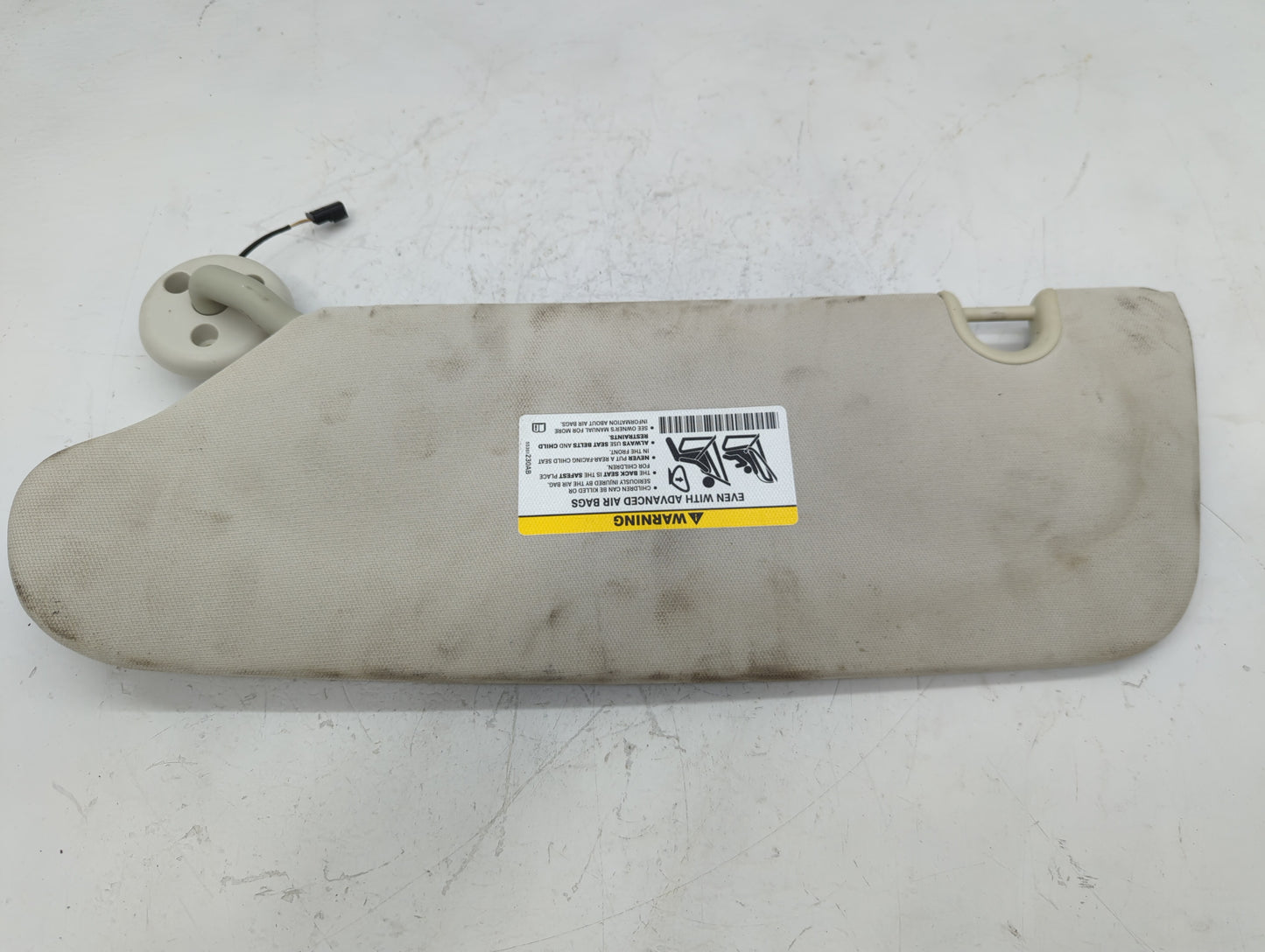 2009-2014 Volkswagen Routan Sun Visor Shade Replacement Passenger Right Mirror Fits Fits 2009 2010 2011 2012 2013 2014 OEM U