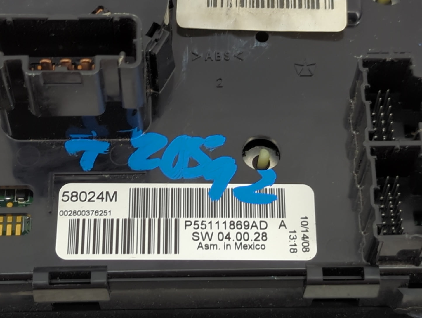 2009-2011 Volkswagen Routan Climate Control Module Temperature AC/Heater Replacement P/N:P55111869AD 58024M Fits OEM Used Au