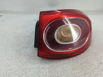 2009-2011 Volkswagen Tiguan Tail Light Assembly Passenger Right OEM P/N:5N0 945 258 Fits Fits 2009 2010 2011 OEM Used Auto Parts