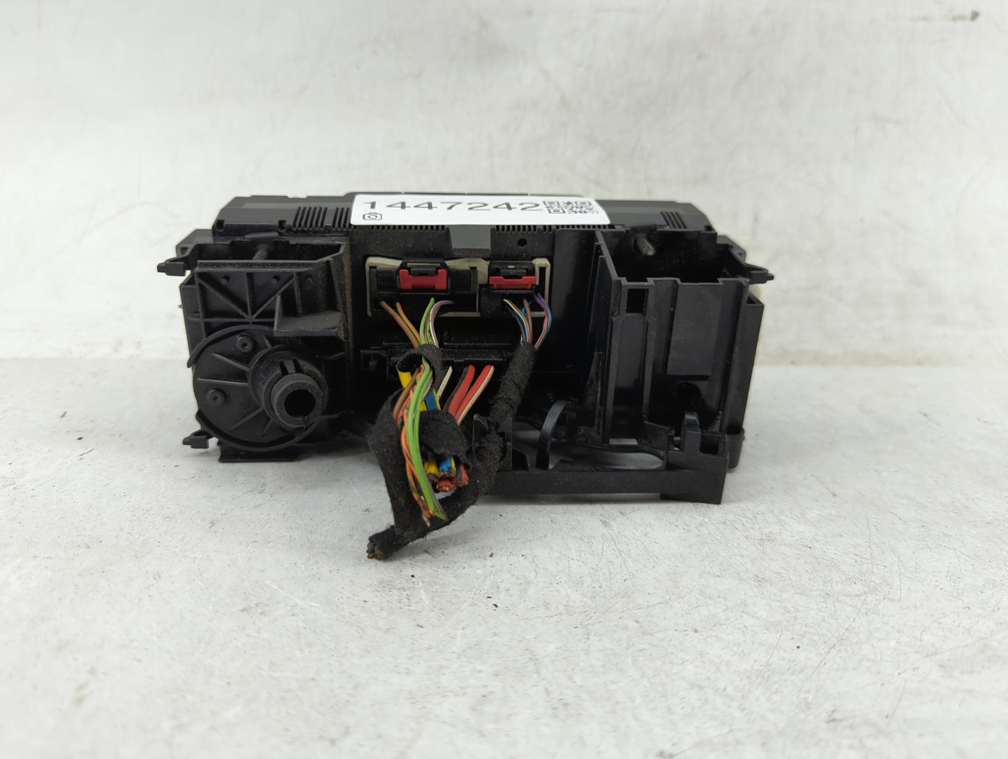 2009 Volkswagen Tiguan Climate Control Module Temperature AC/Heater Replacement P/N:1K1820047EQ 1K1820047, 1887221 Fits OEM