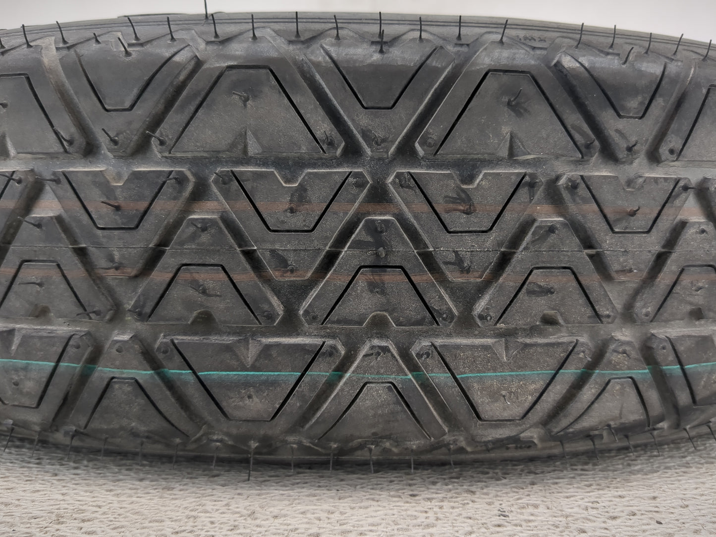 2009-2017 Volkswagen Tiguan Spare Donut Tire Wheel Rim Oem 1455267 - Oemusedautoparts1.com