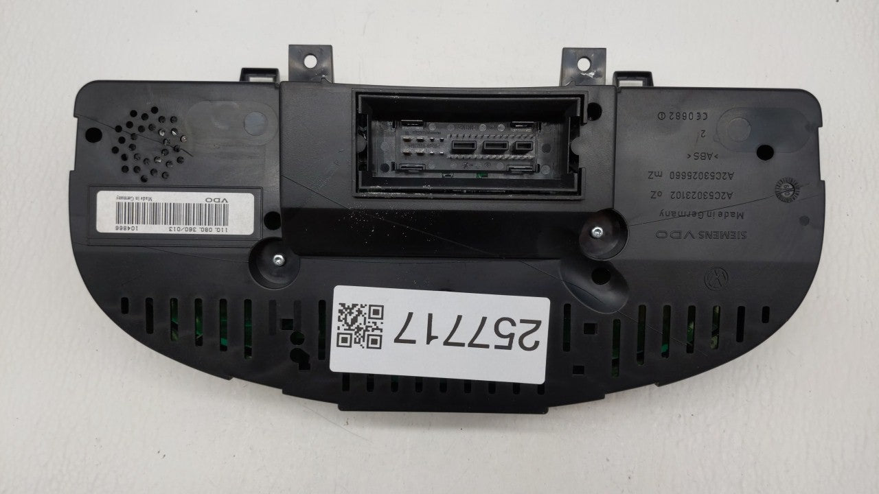 2009 Volkswagen Tiguan Instrument Cluster Speedometer Gauges P/N:5N0920970F 5N0920970E, 5N0920970F, 5N0920970E Fits OEM Used