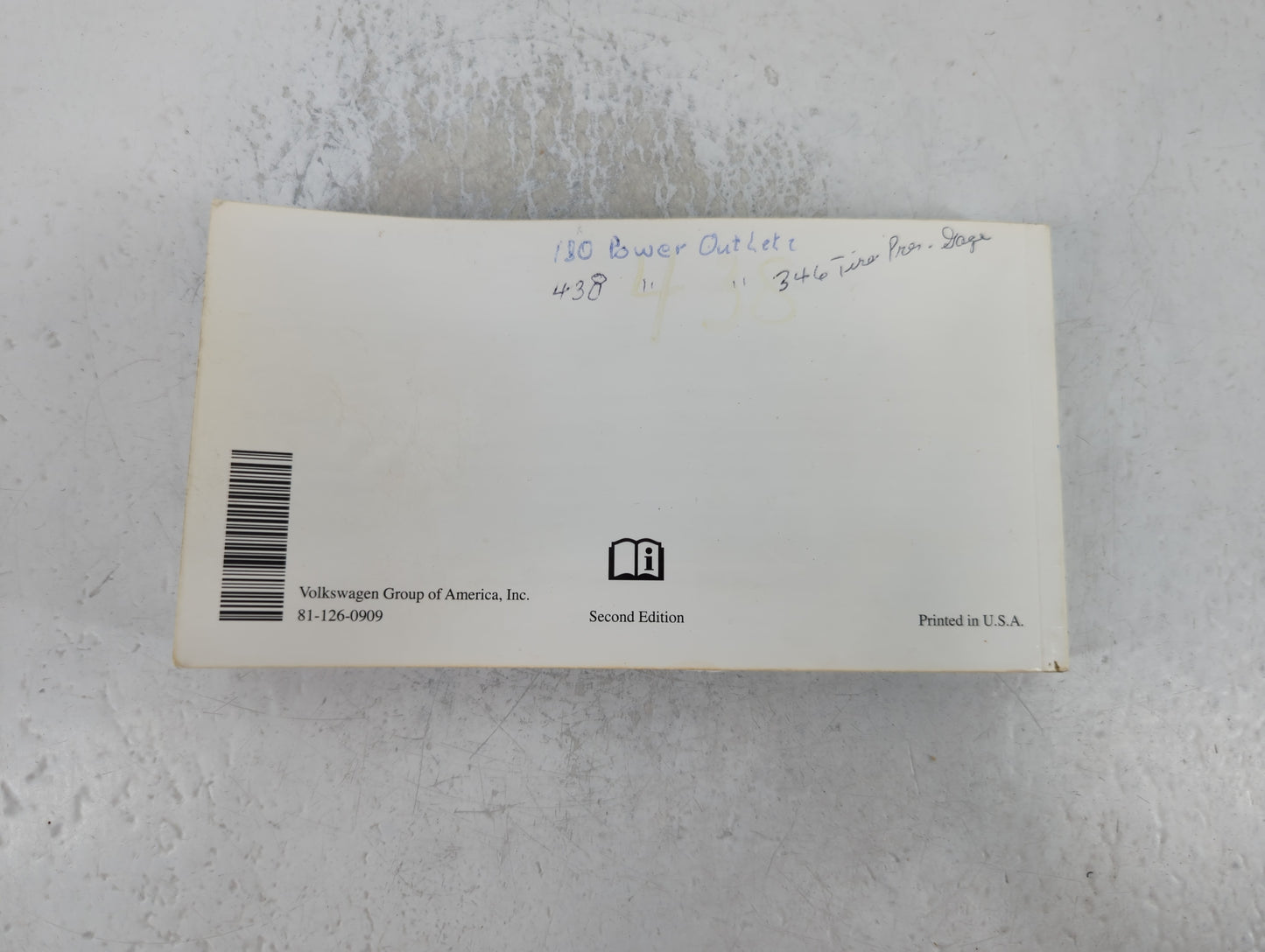 2009 Volkswagon Routan Owners Manual Book Guide P/N:81-126-0909 OEM Used Auto Parts - Oemusedautoparts1.com