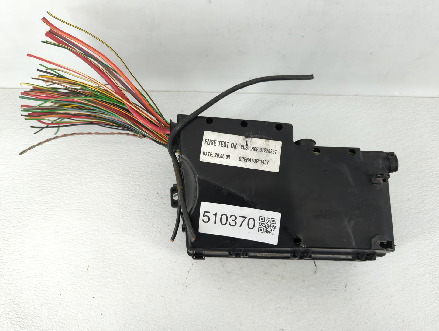 2009-2010 Volvo V70 Fusebox Fuse Box Panel Relay Module P/N:518818000 8688040 Fits Fits 2008 2009 2010 OEM Used Auto Parts -