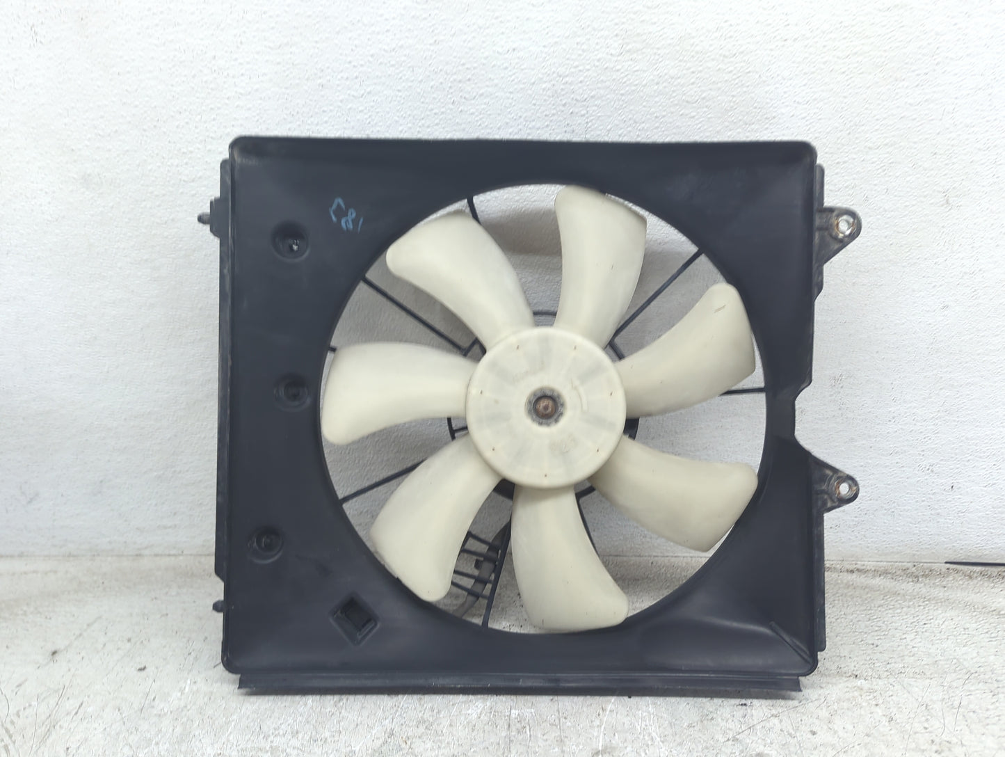 2009-2011 Acura Tl Electric Radiator Cooling Fan Motor Assembly Fits Fits 2009 2010 2011 OEM Used Auto Parts - Oemusedautopa