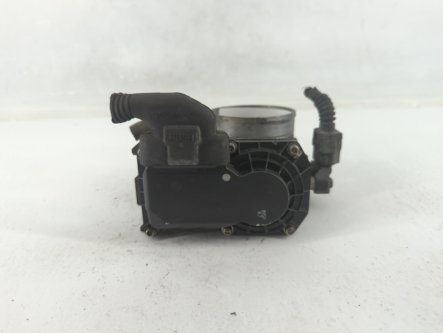 2009-2014 Acura Tl Throttle Body Fits Fits 2009 2010 2011 2012 2013 2014 2015 2016 2017 OEM Used Auto Parts - Oemusedautopar