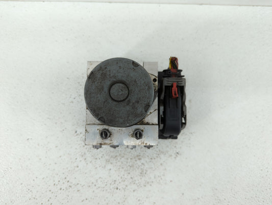 2009-2010 Audi A4 ABS Pump Control Module Replacement P/N:8K0 907 379 CA 8K0 614 517 FL, 8K0 907 379 AF Fits Fits 2009 2010 OEM Used Auto Parts