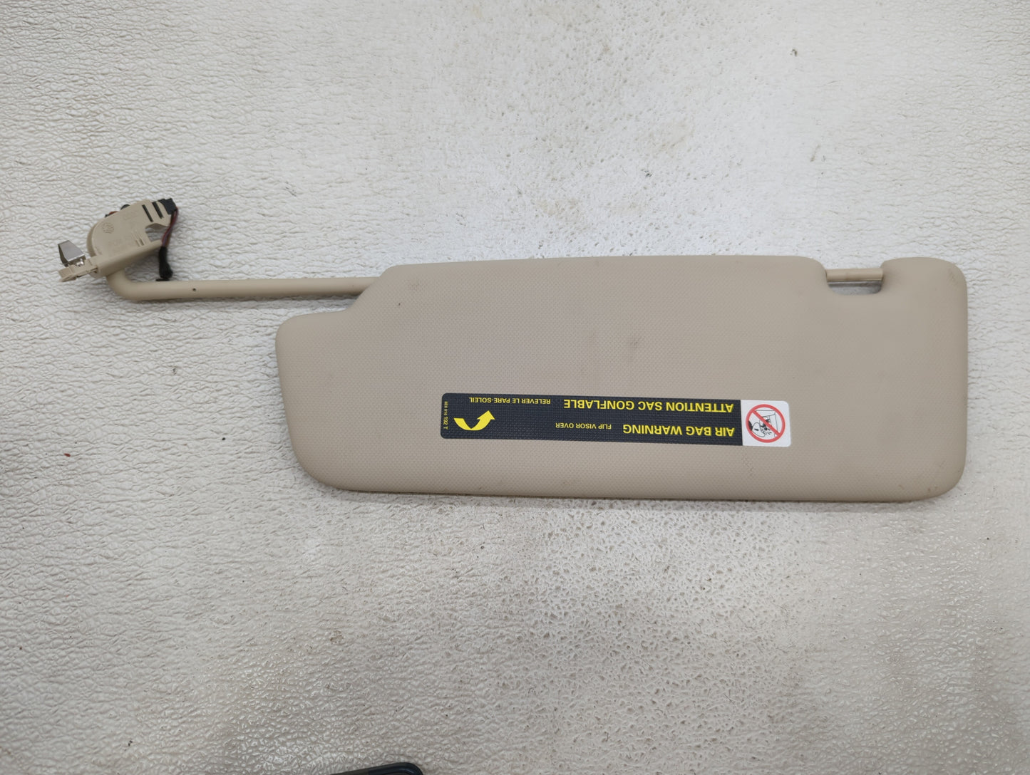 2009-2012 Audi A4 Sun Visor Shade Replacement Passenger Right Mirror Fits Fits 2009 2010 2011 2012 OEM Used Auto Parts - Oem