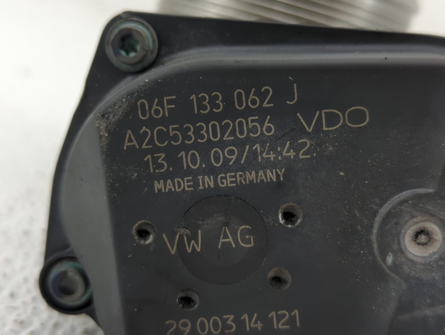2005-2016 Audi A4 Throttle Body P/N:06F 133 062 T 06F 133 062 Q Fits OEM Used Auto Parts - Oemusedautoparts1.com