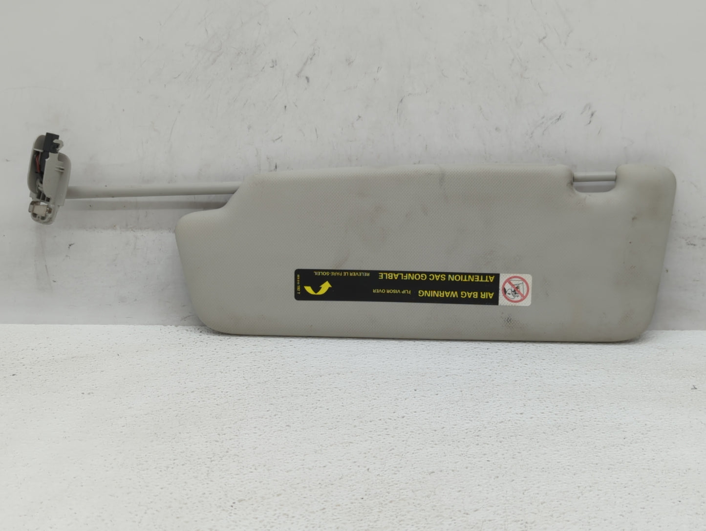 2009-2012 Audi A4 Sun Visor Shade Replacement Passenger Right Mirror Fits Fits 2009 2010 2011 2012 OEM Used Auto Parts - Oem